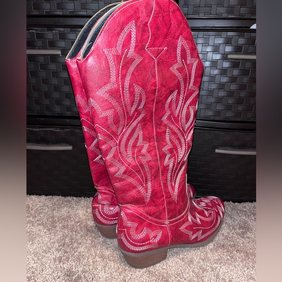 RED Cowgirl Boots - Picture 2 of 3